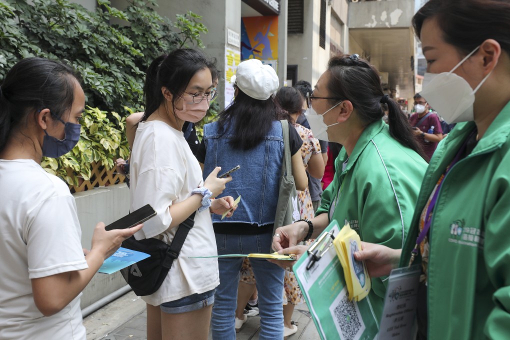 Residents queue for BioNTech jabs in Hong Kong. Photo: Xiaomei Chen