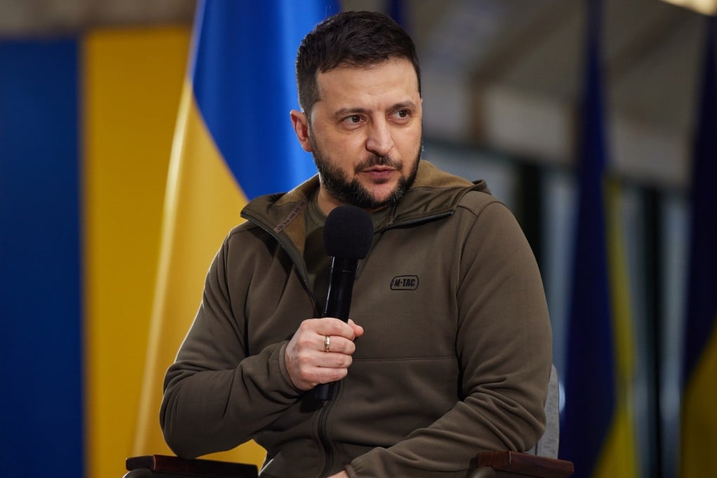Ukrainian President Volodymyr Zelensky wearing an M-TAC fleece. Photo: Ukraine Presidency/dpa
