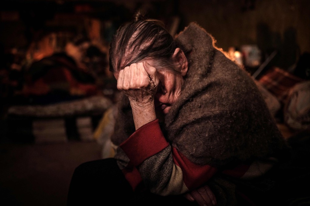 An 88-year-old woman takes refuge in a basement as mortar shells rain down on Severodonetsk, eastern Ukraine. Photo: AFP