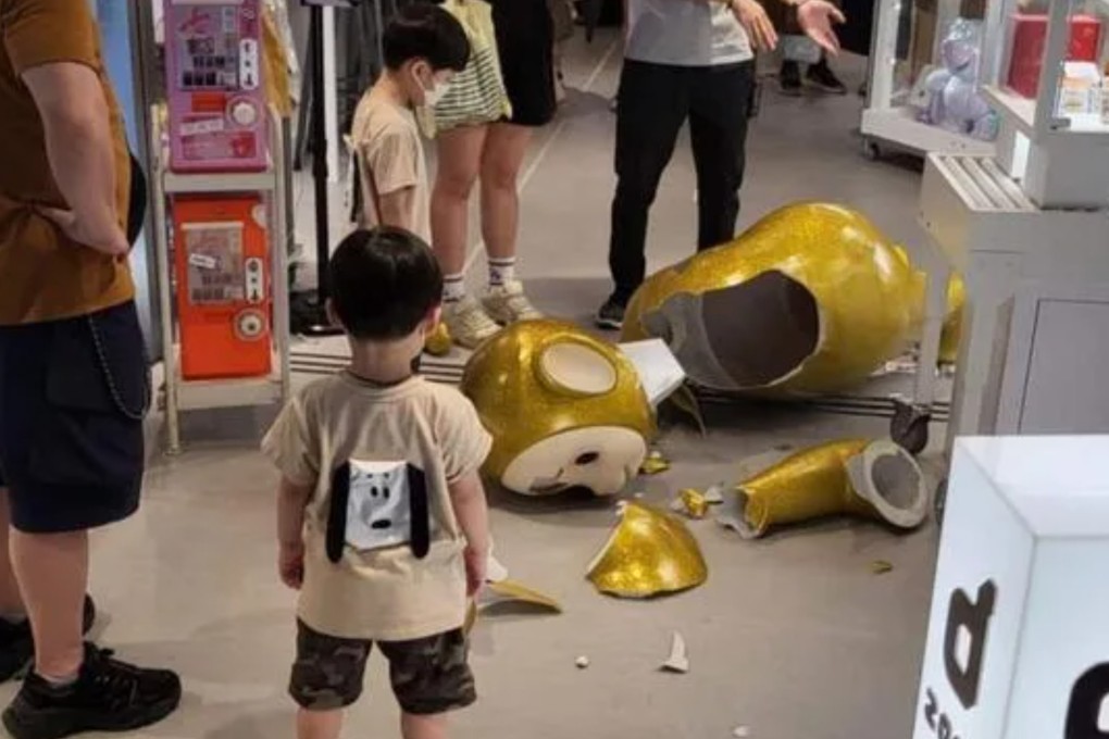Unwanted media attention, like the sort a child who recently knocked over a Teletubbies statue in Hong Kong received, can cause mental anguish to children, say experts in Hong Kong.