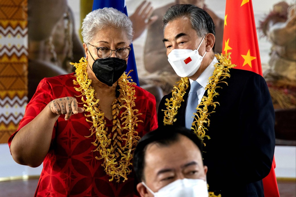 Chinese Foreign Minister Wang Yi with Samoan Prime Minister Fiame Naomi Mataafa in Apia, capital of the island nation. Photo: AFP