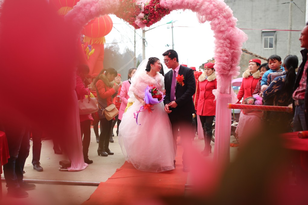 The number of marriages in China hit a new low last year, with only 7.63 million registered, the lowest total since records began in 1986. Photo: Corbis via Getty Images)