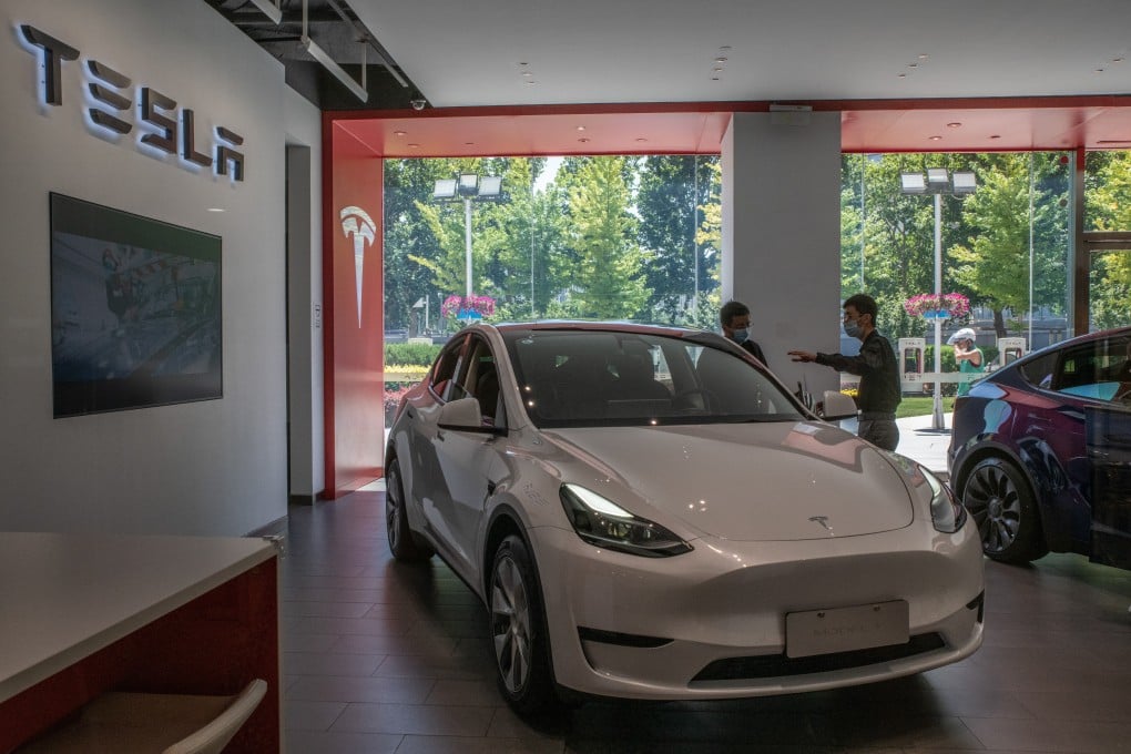Tesla’s electric vehicle at the company’s showroom in Beijing on Monday, May 30, 2022. Photo: Bloomberg.