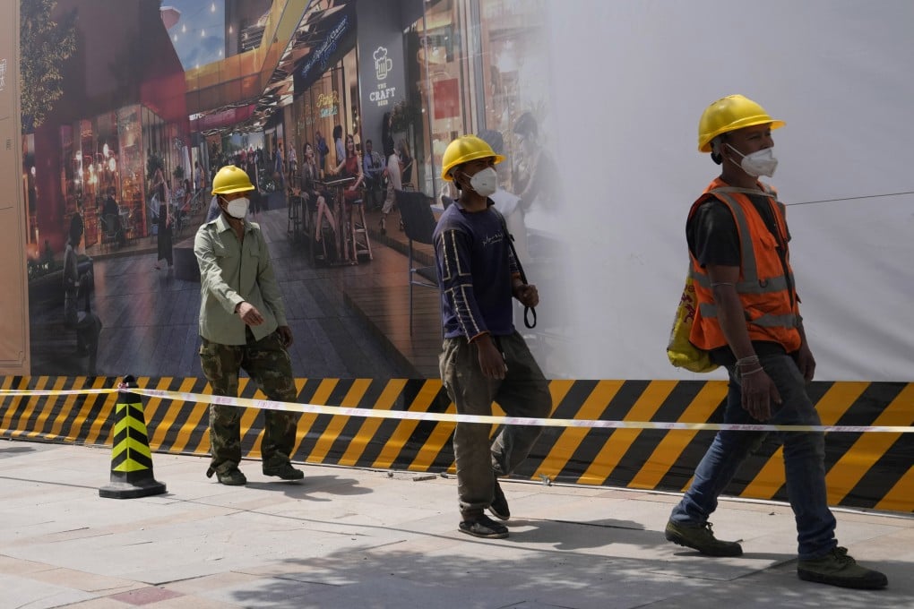 China’s Caixin/Markit services purchasing managers’ index (PMI) rose to 41.1 in May from 36.2 in April. Photo: AP