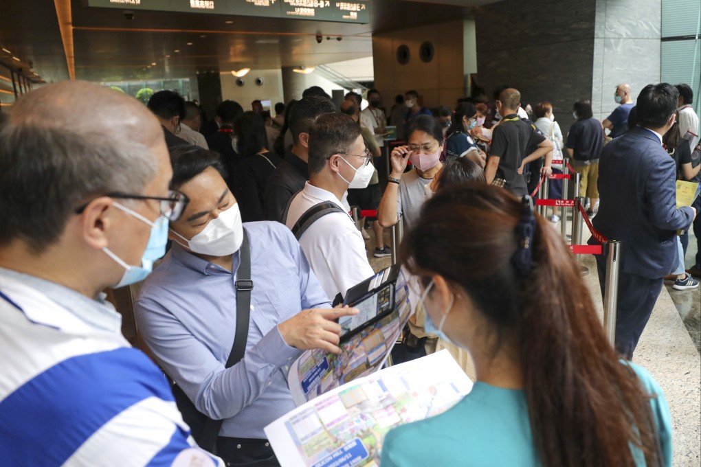 Property buyers for the Silicon Hill project in Tai Po, at the sales office of Sun Hung Kai Properties (SHKP) at the ICC in Central on 11JUN22. Photo: Xiaomei Chen
