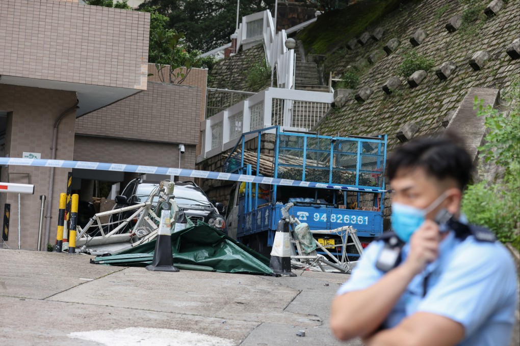 Two workers plunged about 20 floors to their deaths while working on a gondola at Realty Gardens on Conduit Road, Mid-Levels. Photo: Nora Tam