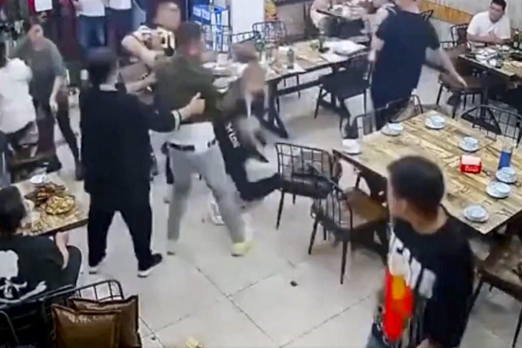 The attack in Tangshan was captured on security cameras. Photo: Weibo