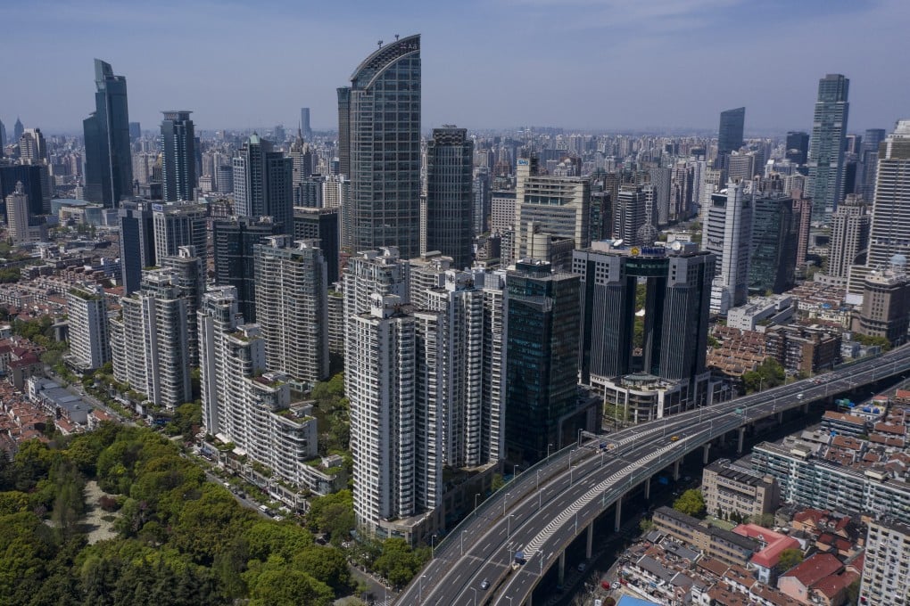 A view of Shanghai during its recent lockdown. About 60 per cent of China’s top 100 developers have not bought a single piece of land in the first five months of this year, according to one of China’s largest real estate brokers. Photo: Bloomberg