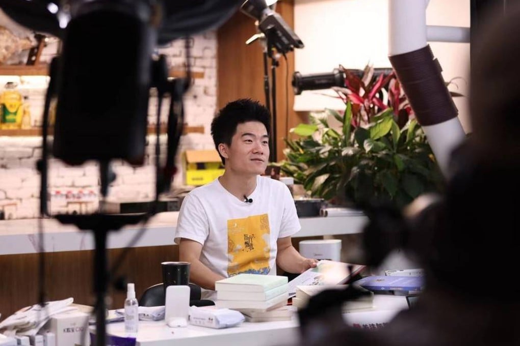 Teacher-turned-salesman Dong Huyui has found online fame as a live-streaming e-commerce star for New Oriental Education & Technology Group. Photo: Weibo