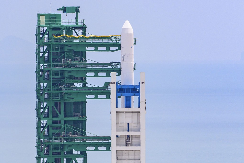 South Korea’s home-grown ‘Nuri’ rocket, meaning ‘world’, on the launch pad. It has developed technical problems so is not taking off on this occasion. Photo: Handout via dpa -