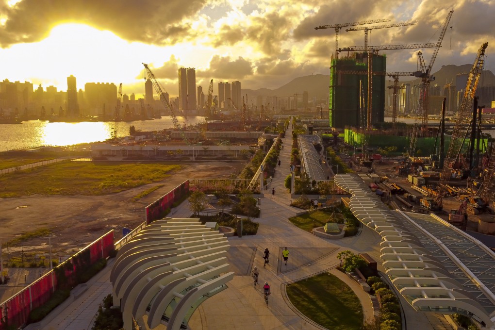 A sunset view from the former Kai Tak airport runway. Photo: Martin Chan