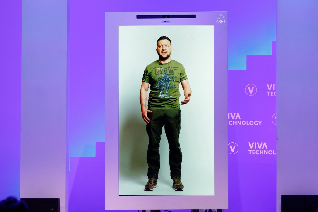 Ukrainian President Volodymyr Zelensky delivering a speech in a 3D hologram projection. Photo: Reuters