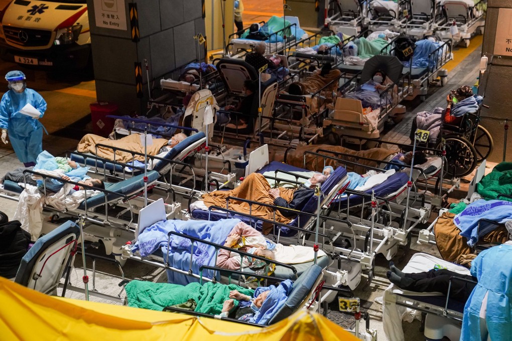 Covid-19 patients wait at a temporary holding area outside a hospital at the height of the fifth wave. Photo: Sam Tsang