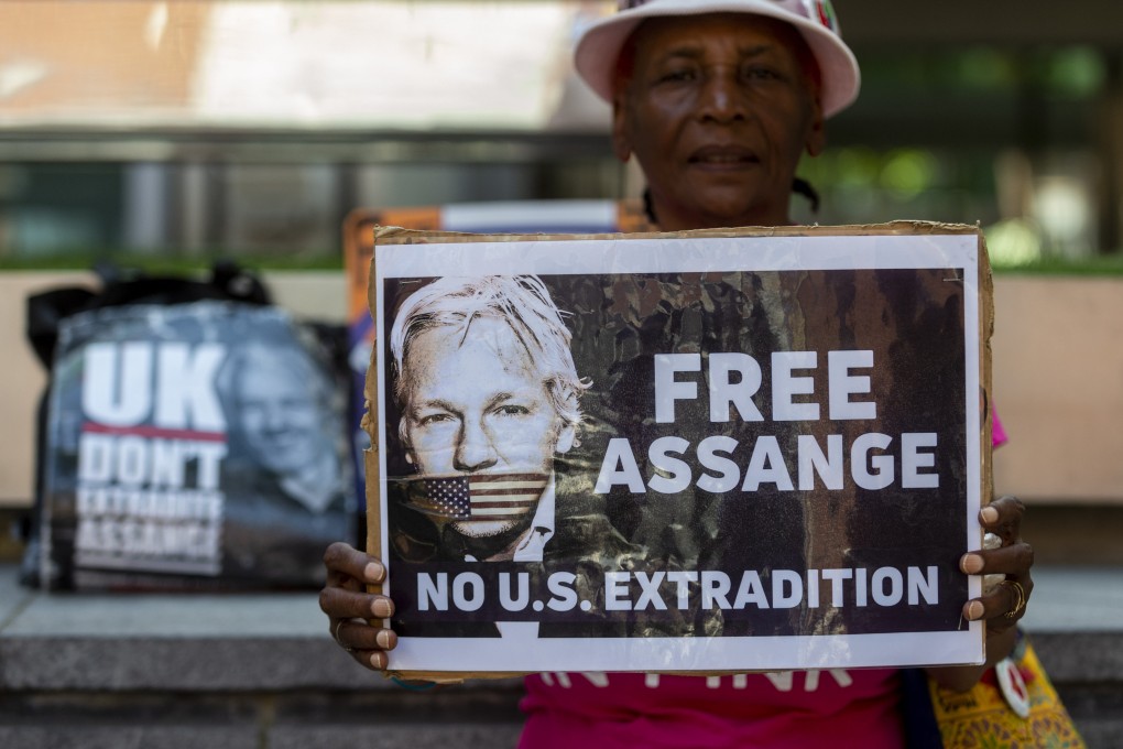 A supporter of Julian Assange outside the Home Office in London, Britain, this month. Photo: Xinhua