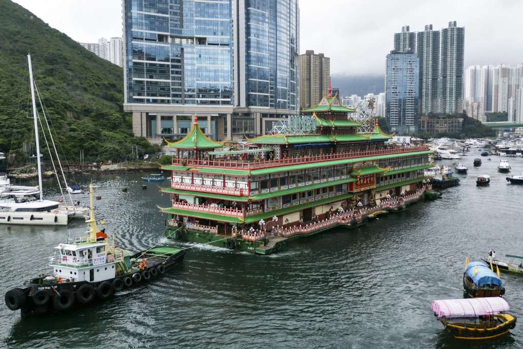 Jumbo Floating Restaurant departs Hong Kong on June 14. Photo: Felix Wong