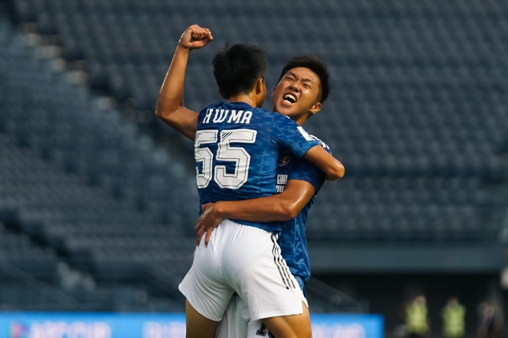 Ma Hei-wai celebrates with Eastern teammate Chu Wai-kwan after scoring against Lee Man. Photos: Eastern Long Lions