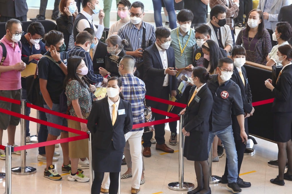 Homebuyers queued up for phase one of Grande Jete apartments in Tuen Mun at the Hung Hom sales office of CK Asset Holdings and Sun Hung Kai Properties (SHKP) on 25 June 2022. Photo: Jonathan Wong
