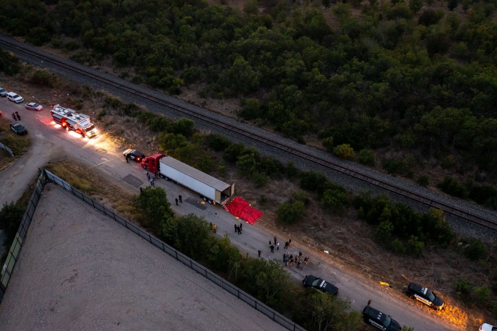 US probes tragic deaths of 50 migrants found in sweltering trailer. Photo:  Getty Images/AFP