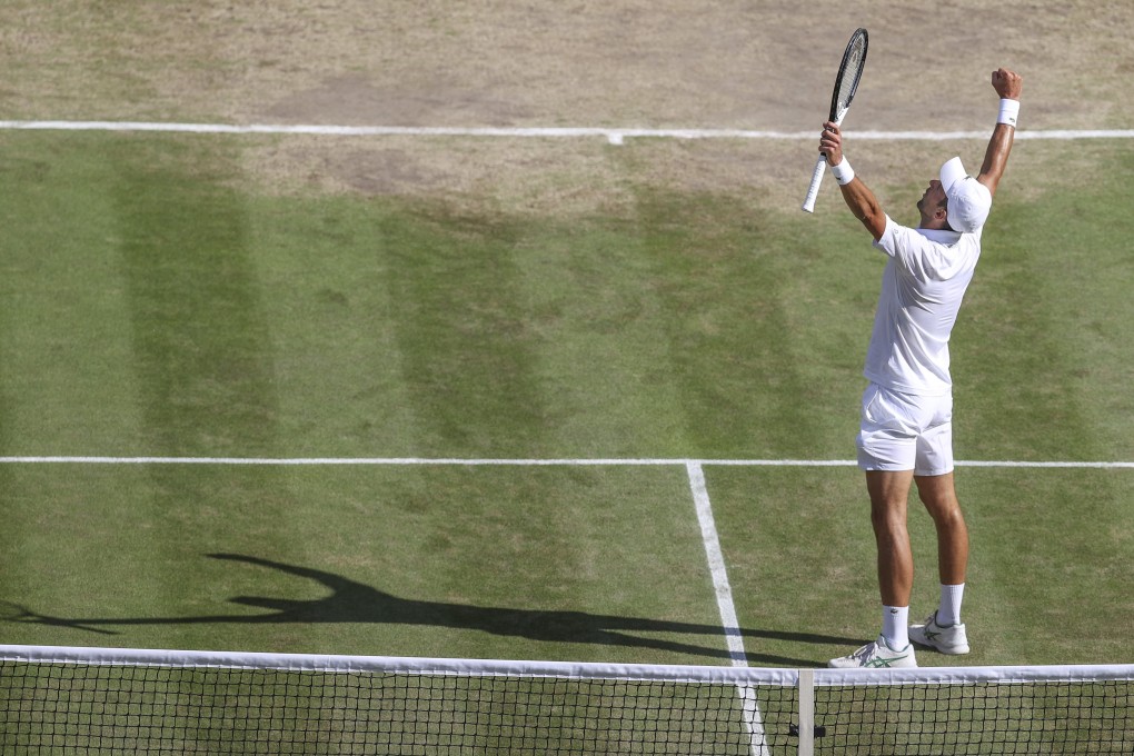 Novak Djokovic celebrates after winning the men’s singles final against Nick Kyrgios at Wimbledon. Photo: Xinhua