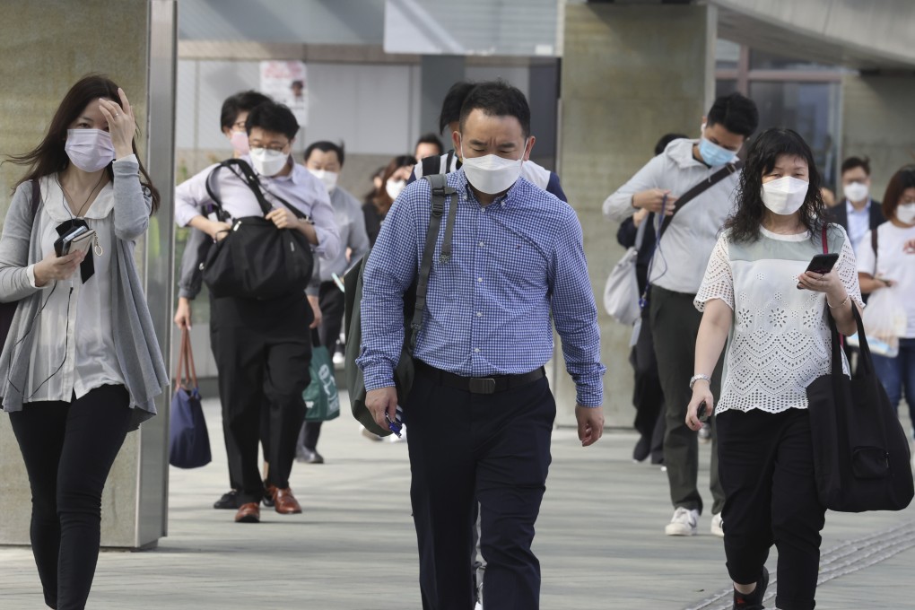 Hong Kong’s Executive Council has formally approved a 2.5 per cent pay rise for civil servants. Photo: Nora Tam
