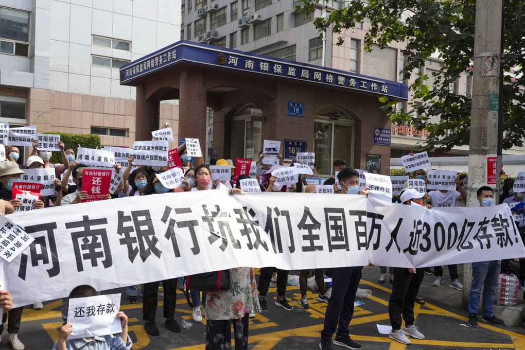 Victims of what could be one of China’s largest financial scandals have staged protests in Henan province since their savings were frozen in April. Photo: Weibo
