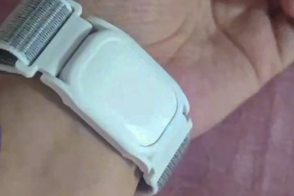 A Beijing resident who posted on Weibo about being required to wear an electronic wristband during coronavirus quarantine said he did not believe his residential community could ensure that his data and information were safe. Photo: Weibo