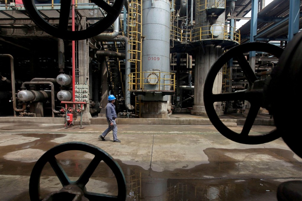 China has acknowledged that global oil prices are of great concern among the international community, while also not backing Western calls to cap prices on Russian oil exports. Photo: Reuters