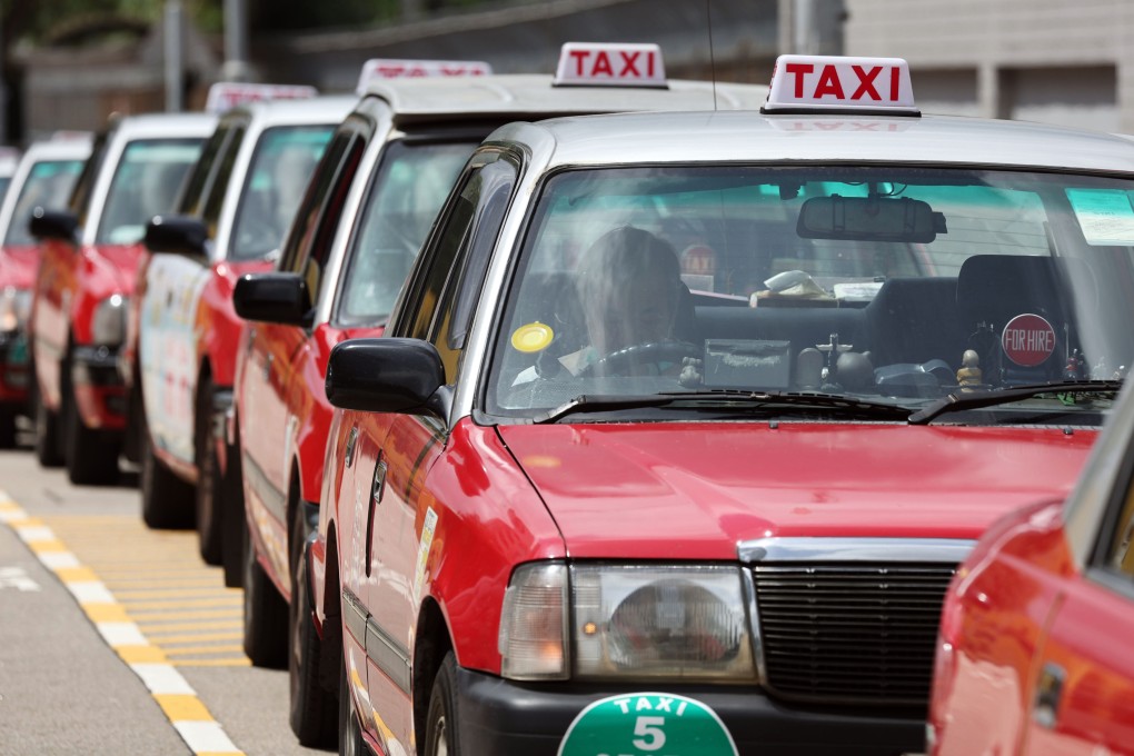 Taxis wait for passengers in Kowloon Tong on the first day of fare increases. Photo: Edmond So