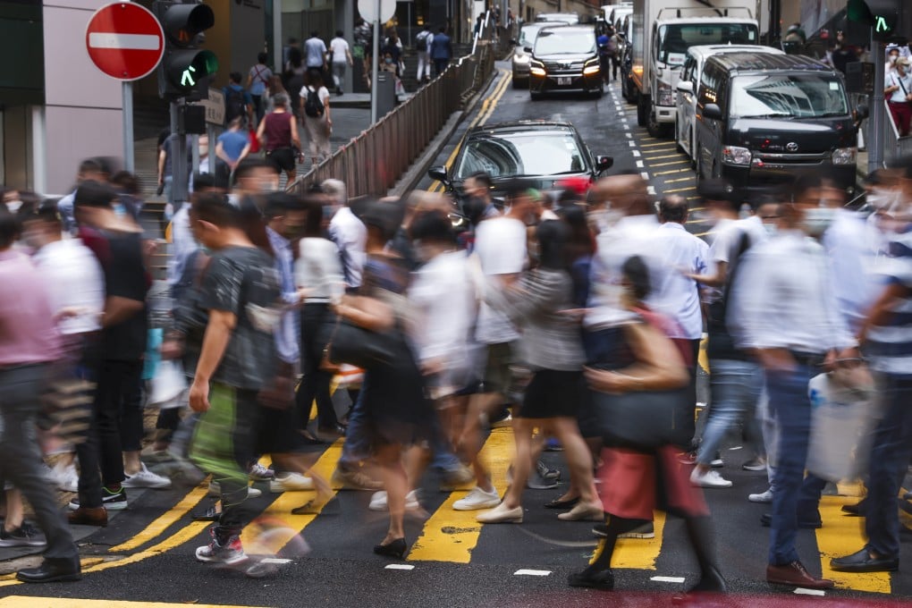 The number of deception cases in the city increases as other major crimes decrease. Photo: Nora Tam