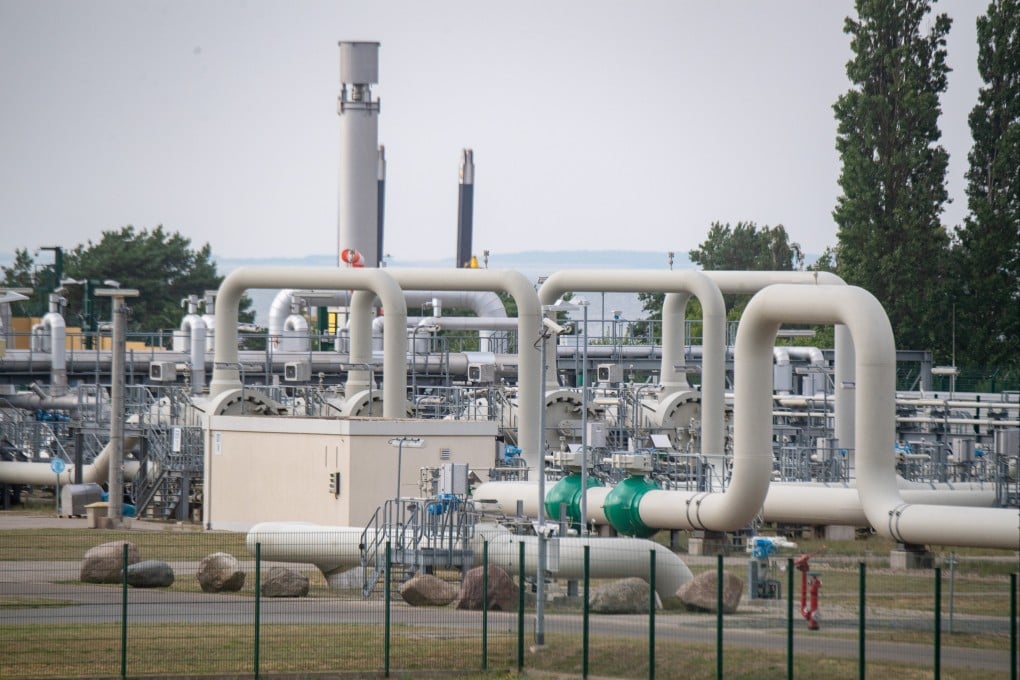 Pipe systems and shut-off devices at the Nord Stream 1 Baltic Sea pipeline. Photo: DPA