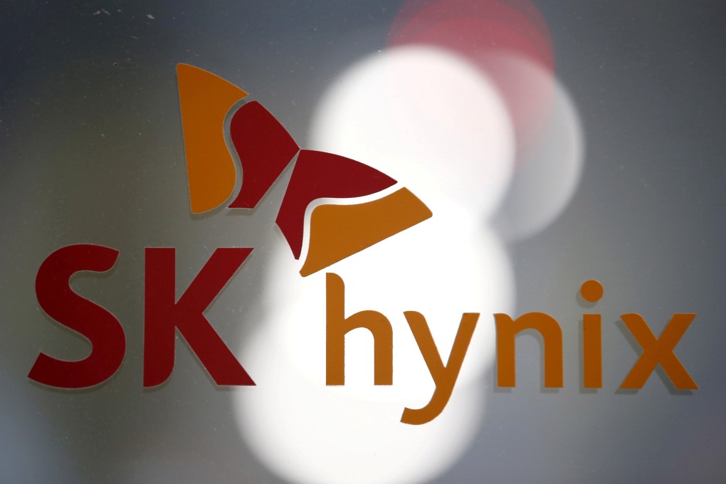 The logo of SK Hynix is seen at its headquarters in Seongnam, South Korea. Photo: Reuters