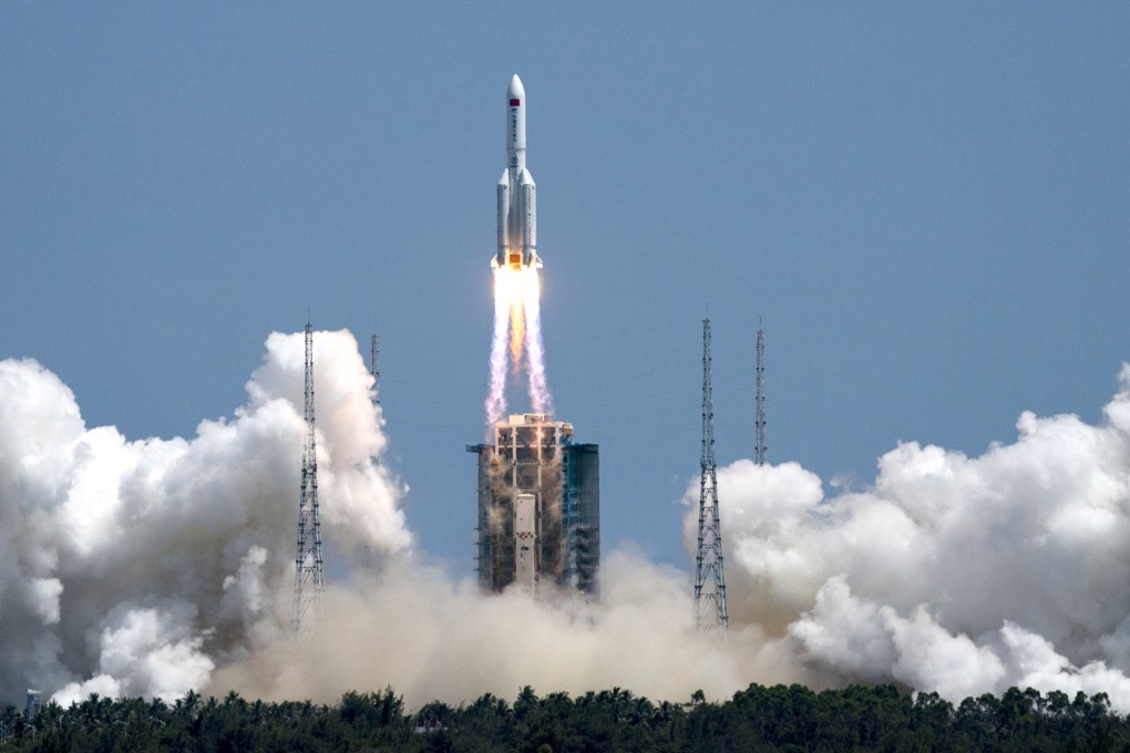 After a rocket breaks apart, most of it burns up in the atmosphere and only a few parts fall to the ground each year. To date there have been no reports of people being hurt by falling rocket debris. Photo: Xinhua