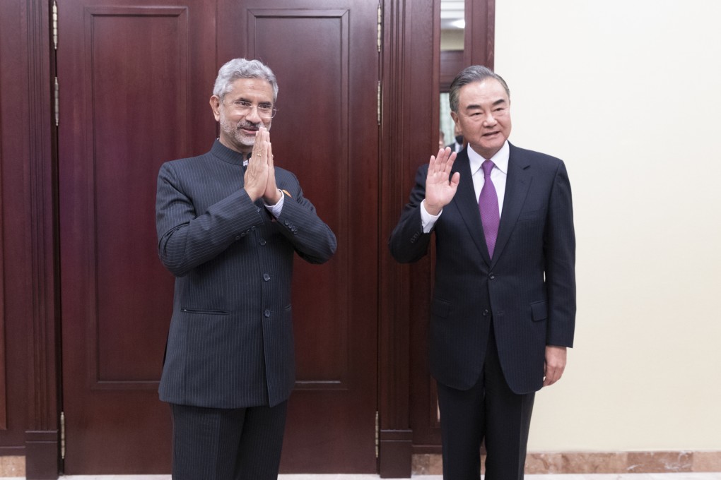 Chinese Foreign Minister Wang Yi (right) with Indian counterpart S. Jaishankar on the sidelines of a Shanghai Cooperation Organisation summit in Moscow in 2020. Photo: Xinhua