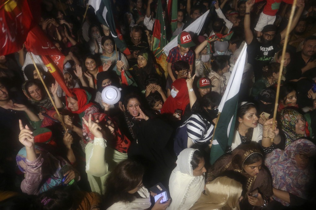 Supporters of former Pakistani Prime Minister Imran Khan, who was ousted earlier this year after he lost favour with the military establishment, chant slogans in Karachi on July 22. Photo: AP