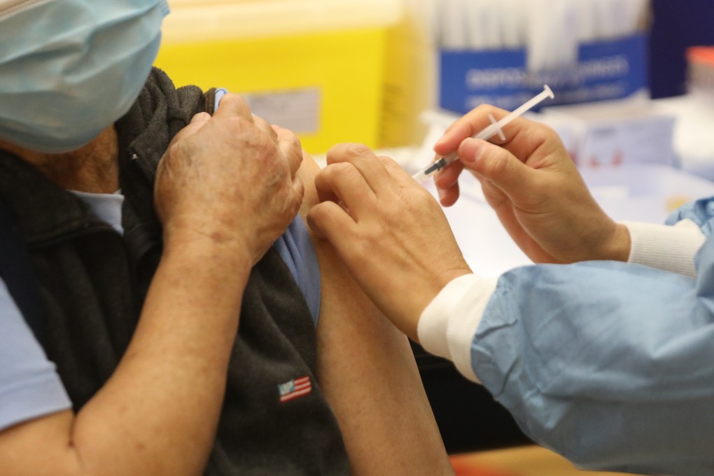 Hongkongers who have recovered from Covid-19 should still get three doses of vaccine, says expert. Photo: Jelly Tse