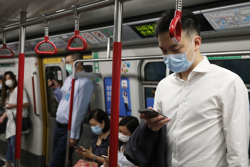 Mobile phones are exposed to airborne organisms, including bacteria, which can live on hard surfaces for up to 72 hours, studies suggest. SCMP / Nora Tam
