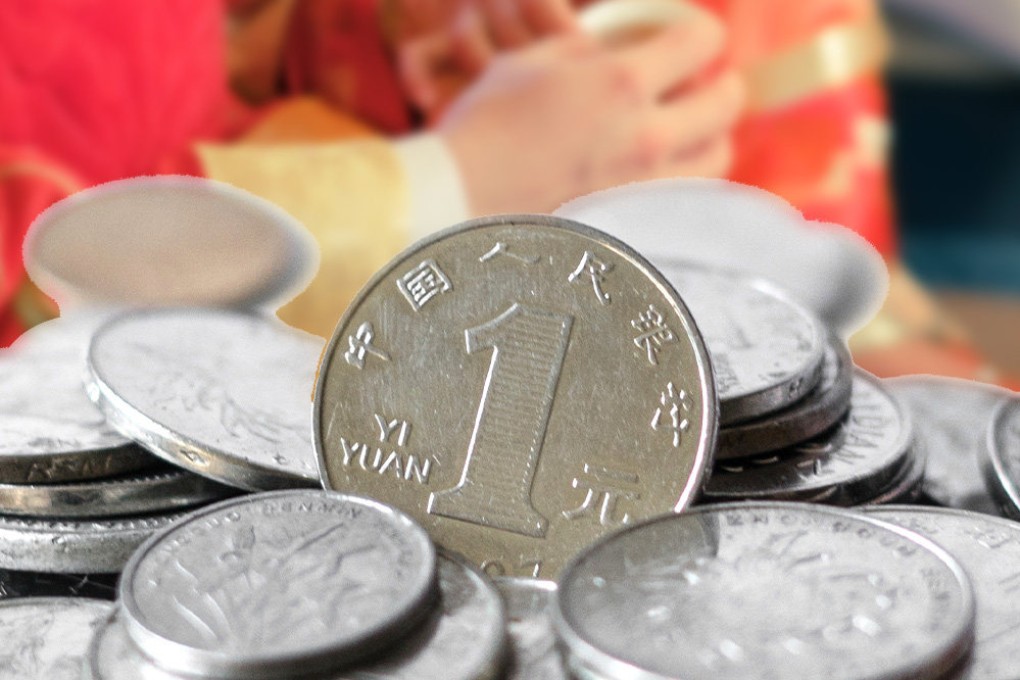 Chinese weddings usually mean guests give cash to the newlyweds, but it’s never 42kg worth of coins. Photo: SCMP
