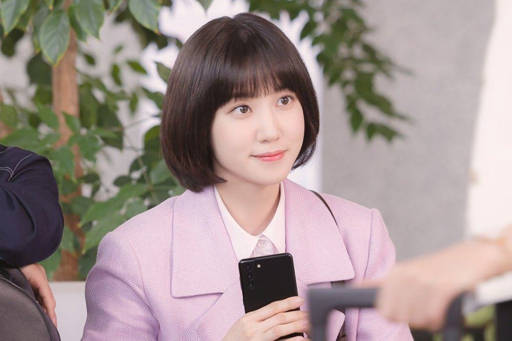 Park Eun-bin as Woo Young-woo, a lawyer with autism spectrum disorder, in a still from Korean dram series Extraordinary Attorney Woo, streaming on Netflix.