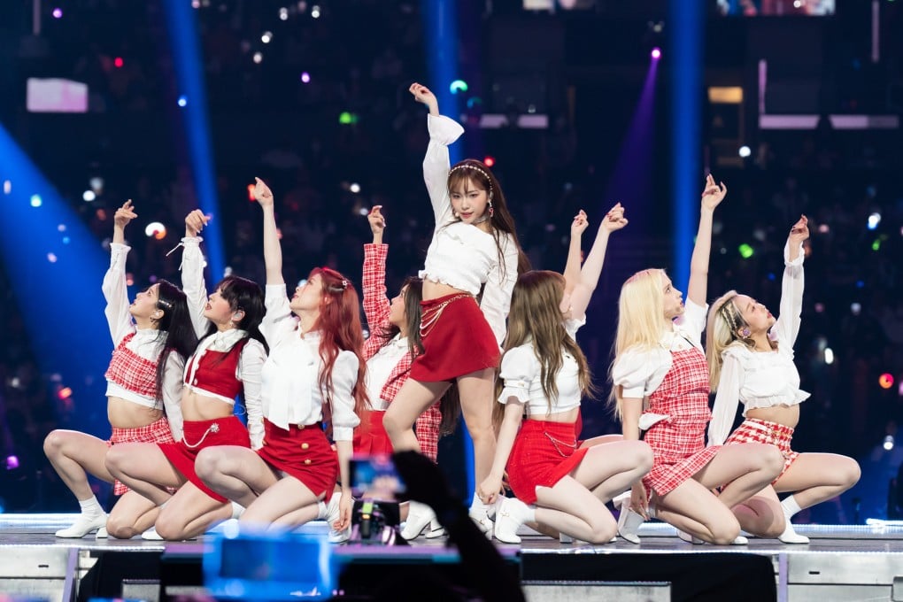 Kep1er perform Iz*One’s La Vie En Rose at KCON 2022 LA. Photo: CJ ENM