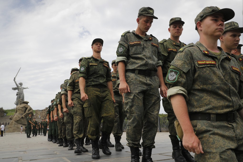 Russian soldiers at a World War II memorial in Volgograd, Russia, last month. President Vladimir Putin has ordered his military to increase the size of the country’s armed forces. Photo: AP