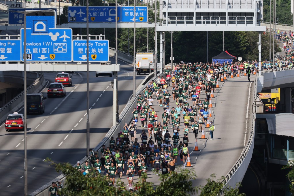 The 2021 Standard Chartered Hong Kong Marathon had a field of thousands, all of whom underwent Covid-19 testing before the race. Photo: May Tse