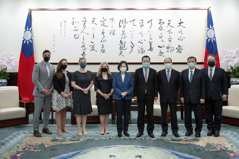 Taiwan’s President Tsai Ing-wen, centre, poses for photos with US Senator Marsha Blackburn, fourth from left, and her delegation during a meeting in Taipei, Taiwan, on Friday. Photo: Taiwan Presidential Office via AP