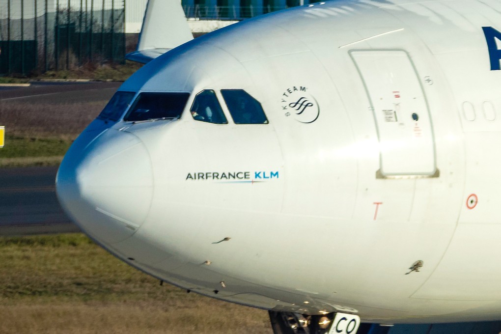 The pilot and co-pilot had a dispute shortly after takeoff, and grabbed each other by their collars after one apparently hit the other. File photo: Shutterstock