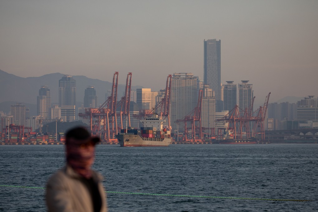 Container ships docked at the Port of Busan in South Korea. The country’s trade deficit hit US$9.47 billion last month, the highest figure since records began in 1956. Photo: Bloomberg