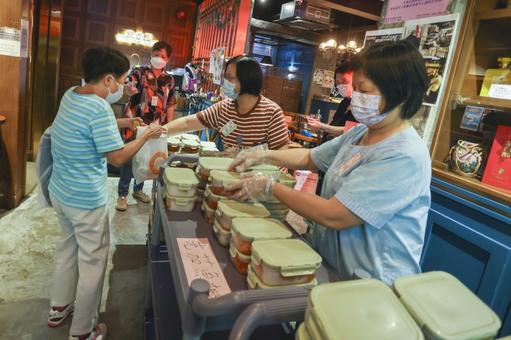 Gingko House’s Love Project Rice Box team in Yau Ma Tei on August 1. Photo: Jonathan Wong