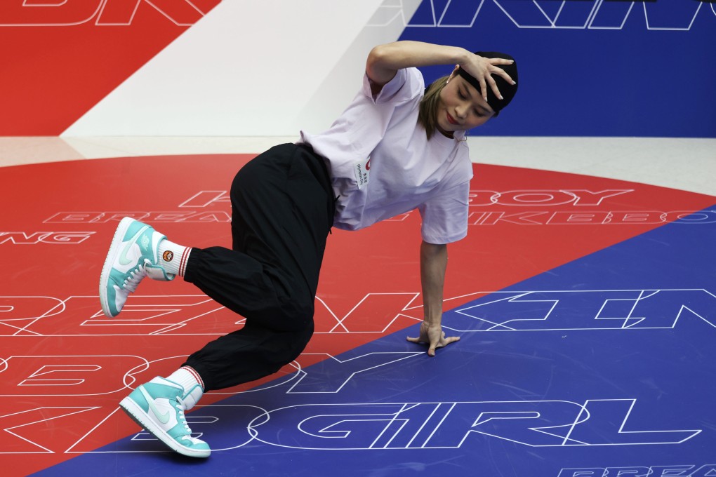 Wong Chiu-wai, known as Lady Banan, demonstrates at Olympian City 2. Photo: Jonathan Wong