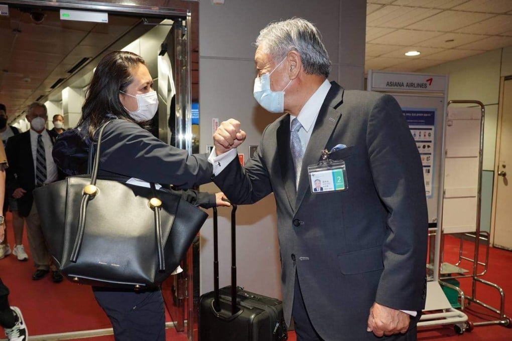 In this photo provided by Taiwan’s foreign ministry, US Representative Stephanie Murphy, Democrat of Florida, is greeted by Tien Chung-kwang, Taipei’s deputy foreign minister, on September 7 at Taiwan Taoyuan International Airport. Photo: Handout