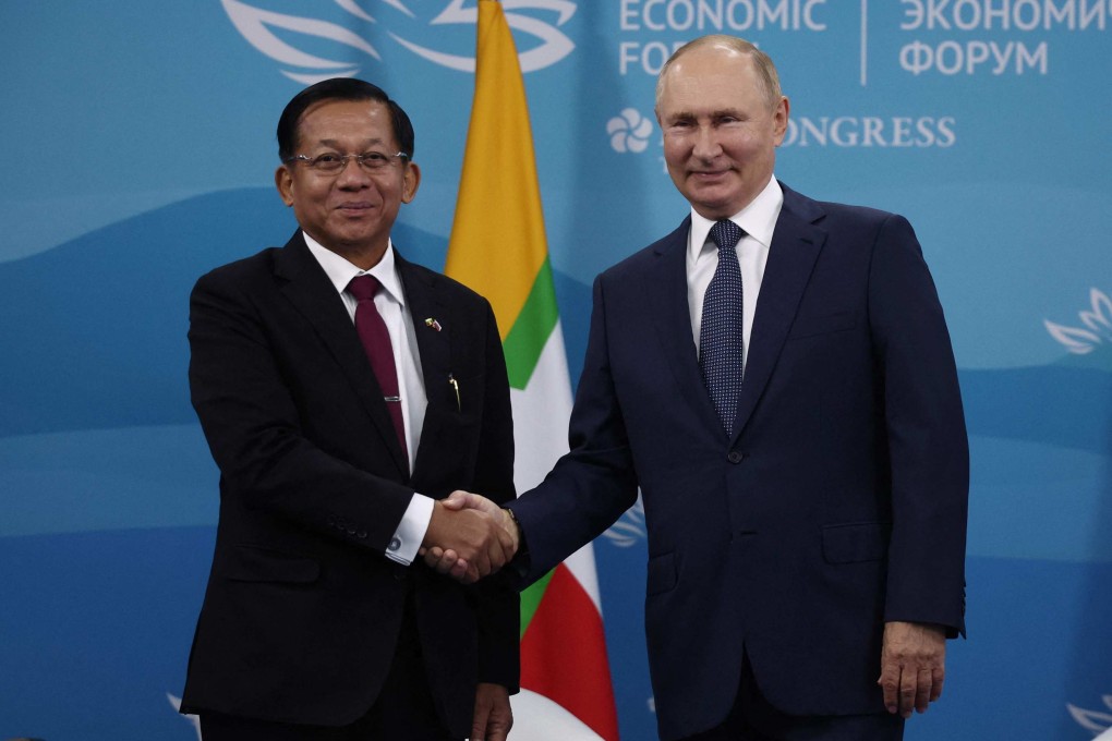 Russian President Vladimir Putin meets with Myanmar junta leader Min Aung Hlaing on the sidelines of the 2022 Eastern Economic Forum in Vladivostok on September 7, 2022. Photo: Sputnik/AFP