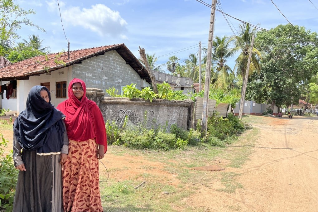 Rasika Rajabdi (right), with a neighbour in Mullaitivu, Sri Lanka. Photo: Sonia Sarkar