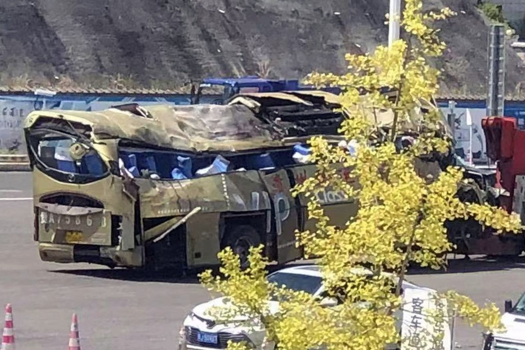 A bus transporting residents from Guiyang to a quarantine centre crashed on Sunday, killing 27 and injuring 20. Netizens mourned the loss of life caused by China’s strict Covid control measures. Photo: Weibo